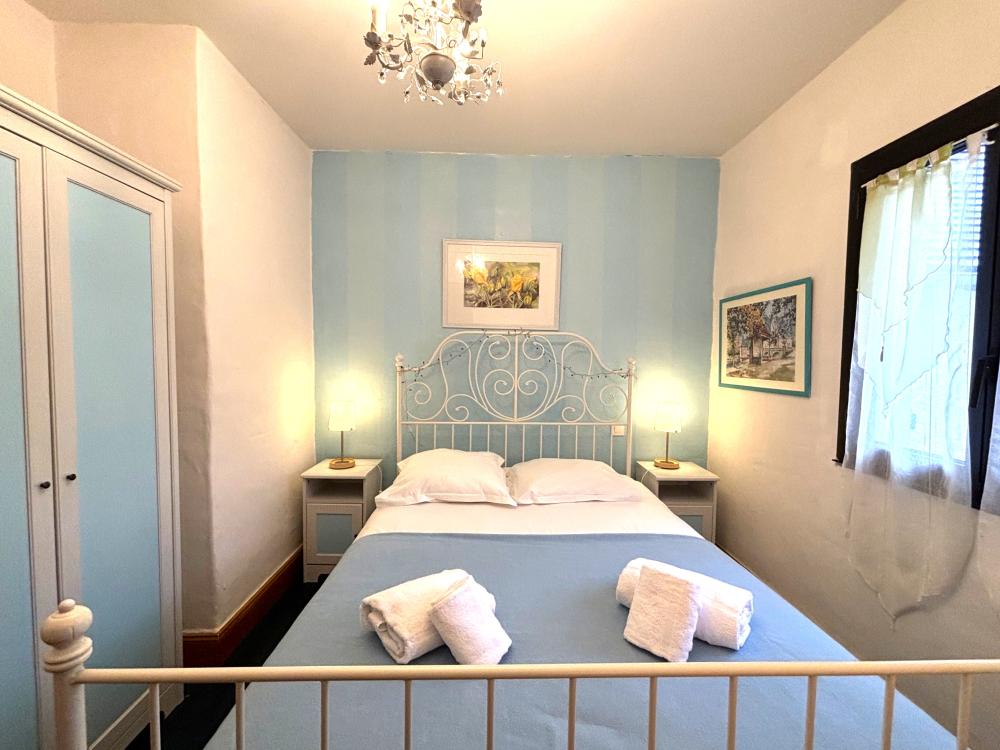 The second double bedroom at 1st floor 