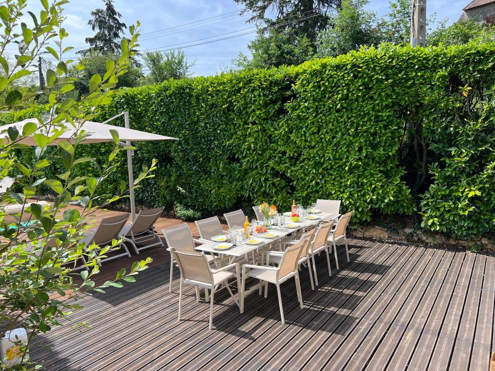 The second terrace area 