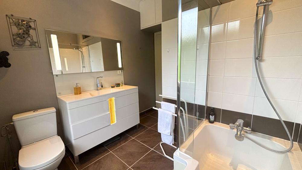 The family bathroom on the groundloor 