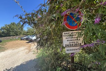 RARE in Domme - the house benefits from acar park for resident only (60m)