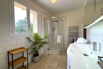 The family bathroom at first floor