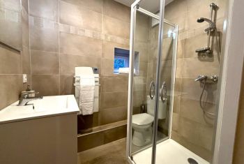 its ensuite shower room 