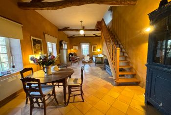 the cosy living room 