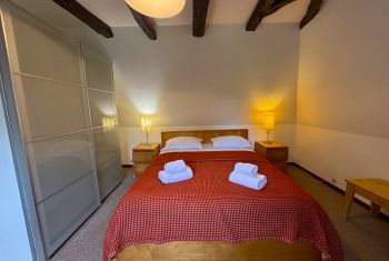 the second double bedroom at 1st floor