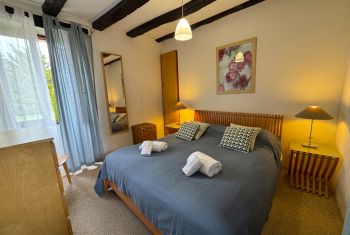 the first double bedroom on the groundloor 