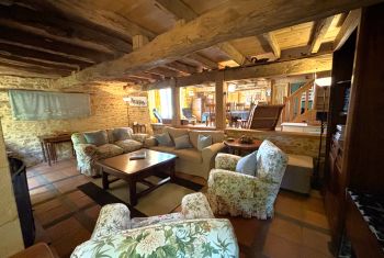 The c osy sitting room