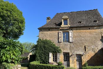 The second stone house LA MANSARDE