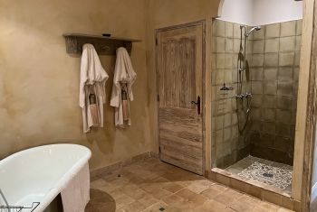 La Mansarde - the CELADON ensuite bedroom at 1st floor