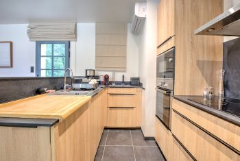 Dar Diaf - The fitted kitchen 