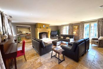 The stylish sitting room 