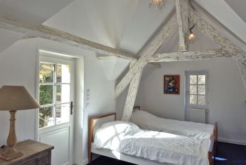 twin bedroom on the 2nd floor