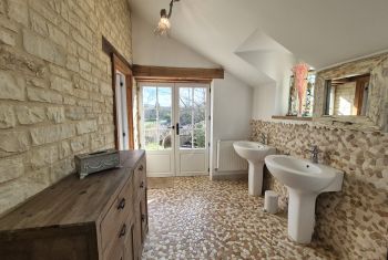 with two basins and access to the outside